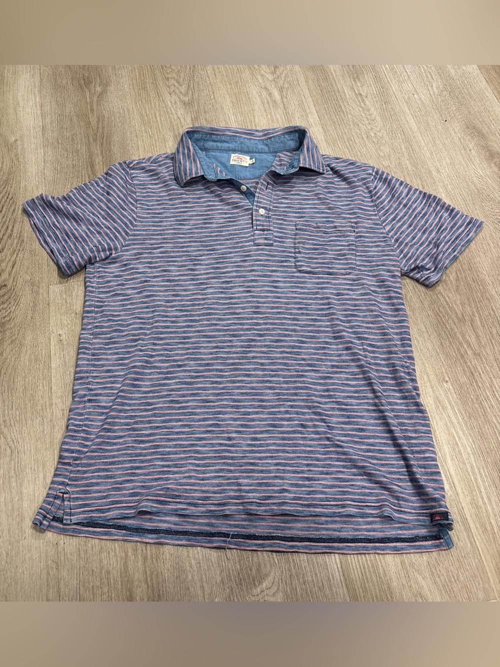 Faherty Brand Polo Shirt Mens Size L Light Blue w/ Pink Stripes Short Sleeve